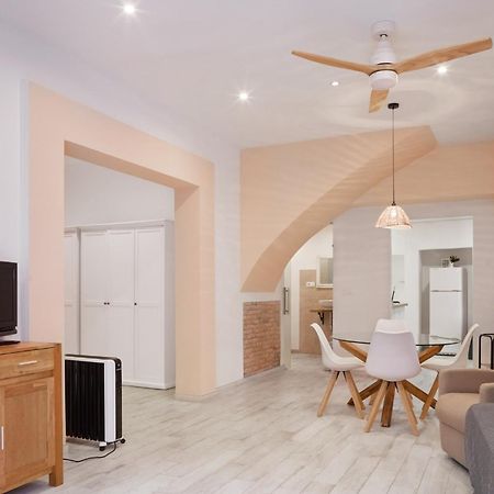 Loft Con Encanto En El Corazon Historico De Peralada Ngoại thất bức ảnh
